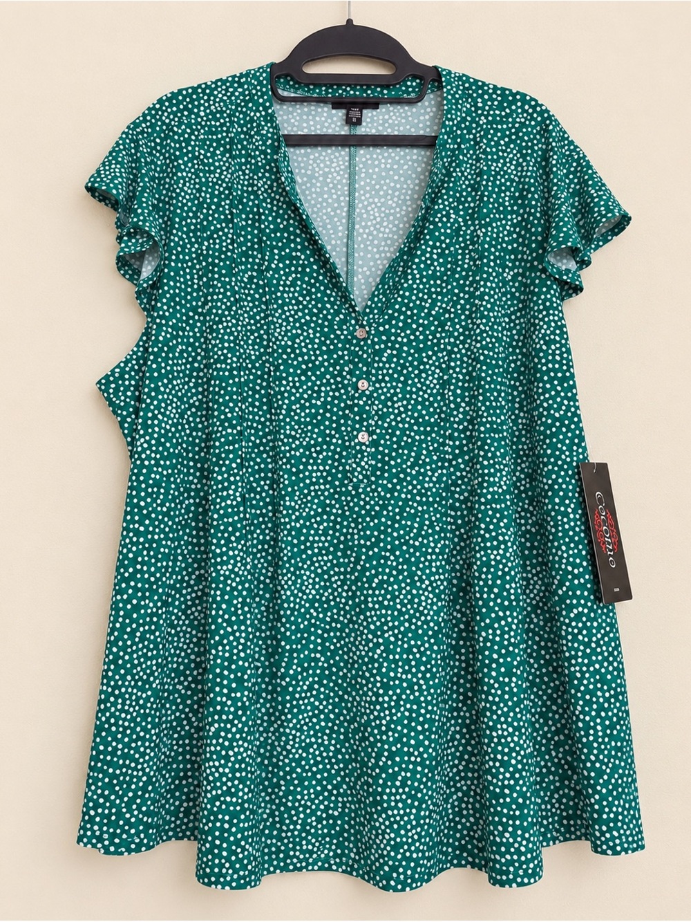 NWT-Green Polka Dot Flutter Sleeve V-Neck Top 1X